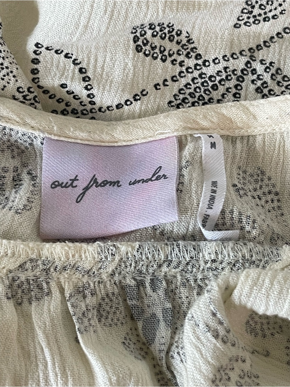 Urban Outfitters Out From Under floral flyaway camisole cream  black print Sz M - Picture 4 of 5